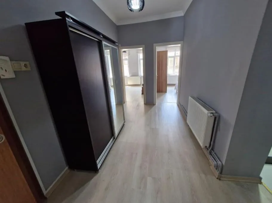 Esenkal 3Rd Floor Apartment 伊斯坦布尔