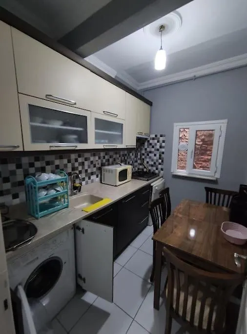 Esenkal 3Rd Floor Apartment 伊斯坦布尔