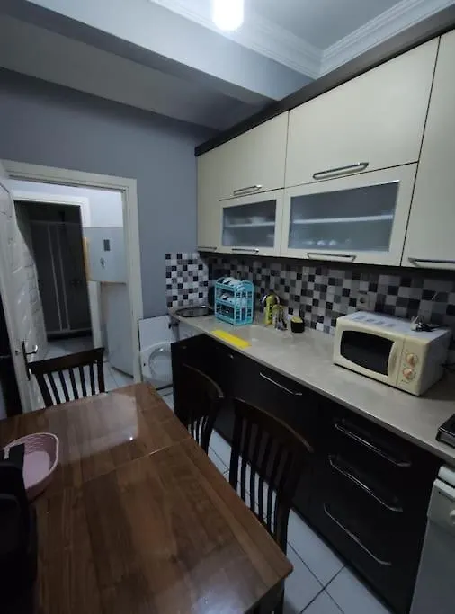 איסטמבול Esenkal 3Rd Floor Apartment טורקיה