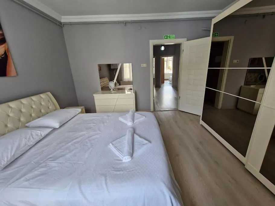 איסטמבול Esenkal 3Rd Floor Apartment