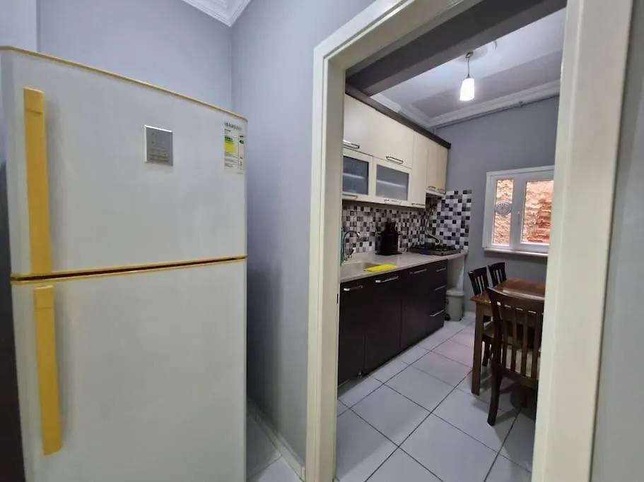 איסטמבול Esenkal 3Rd Floor Apartment טורקיה