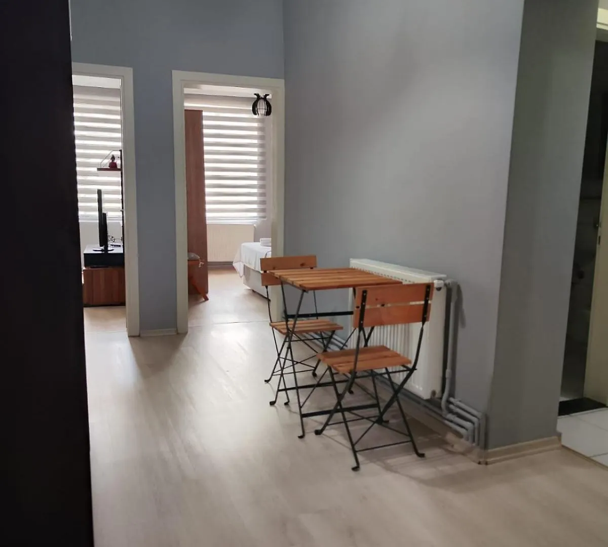 איסטמבול Esenkal 3Rd Floor Apartment